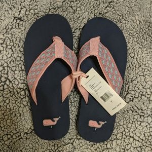 Vineyard Vines flip flops